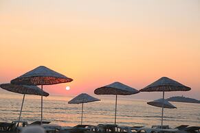 RİSUS RESORT HOTEL KUŞADASI