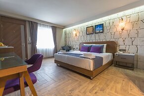 RİSUS RESORT HOTEL KUŞADASI