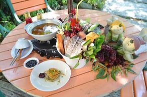 Fairy Story Ecological Farm B&B