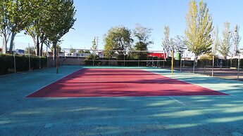 Bungalows Camping Alpha Madrid