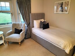 Springfield Lodge B&B