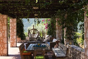 Villas Armeno