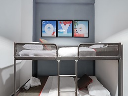 OYO Ruzafa Guesthouse