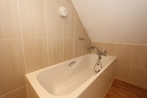 Nanhoron Arms Hotel