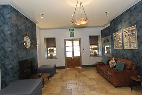 Nanhoron Arms Hotel