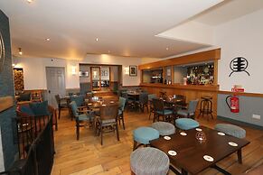Nanhoron Arms Hotel