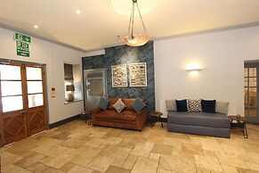 Nanhoron Arms Hotel