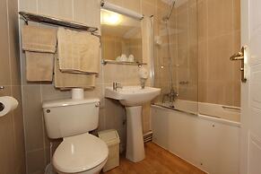 Nanhoron Arms Hotel
