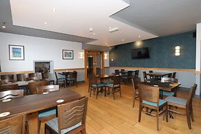 Nanhoron Arms Hotel