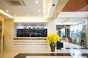 Top Hotel
