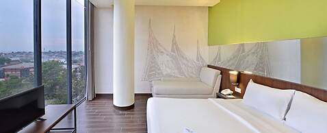 Whiz Prime Hotel Khatib Sulaiman Padang