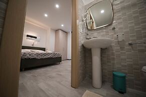 5 Terre Lodge