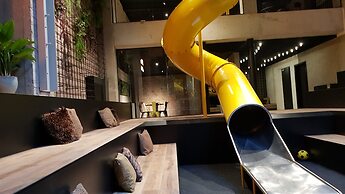 Upstairs Hotel