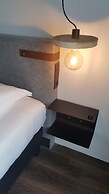 Upstairs Hotel