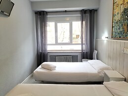 Hostal Albero by gaiarooms