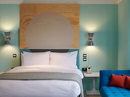 room2 Southampton Hometel