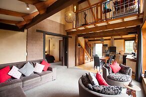 La Boheme Villa