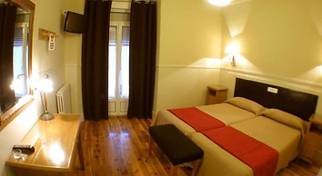 Hostal Canovas