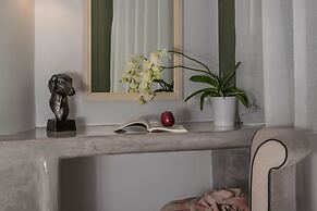 Elements of Caldera Suites