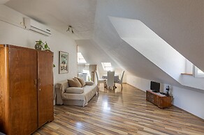 Old Town Sunrise Apartments