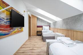 Onyx Luxury
