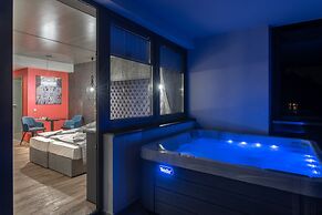 Onyx Luxury