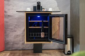 Onyx Luxury
