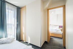 Onyx Luxury