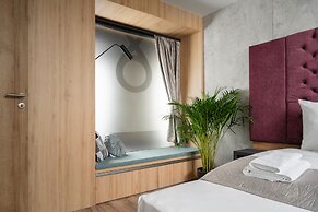 Onyx Luxury