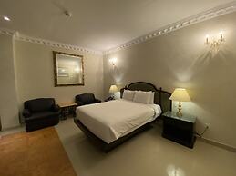 Hotel Palacio Maya
