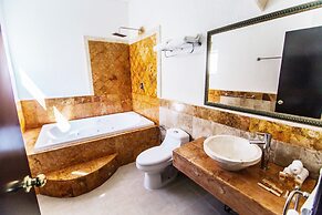 Hotel Palacio Maya