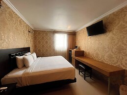 Hotel Palacio Maya