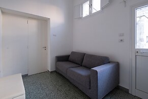 Ada Suites