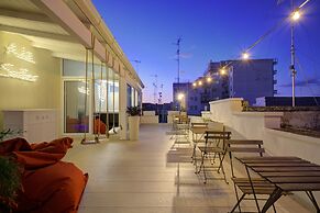 Ada Suites