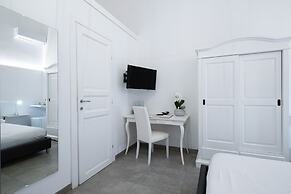 Ada Suites