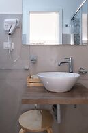 Ada Suites