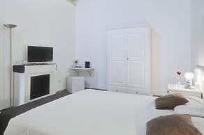 Ada Suites