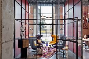 Moxy Tbilisi