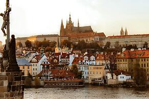 Prague Castle Apartments Pawlansky