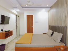 Hotel Nest In, Malad