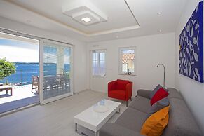 Blue Bay Residence