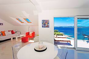 Blue Bay Residence