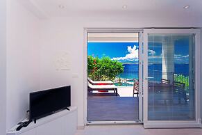 Blue Bay Residence