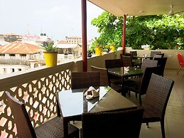 Red Sun Hotel