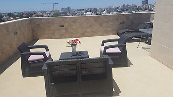 Penthouse in the City