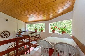 Felix Residence