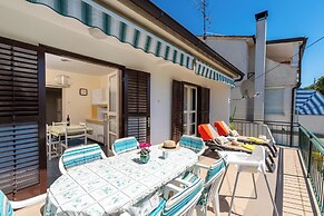 Felix Residence