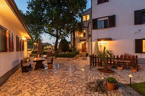 Felix Residence