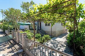 Felix Residence