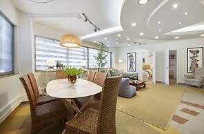 Chloe Boutique Apartments